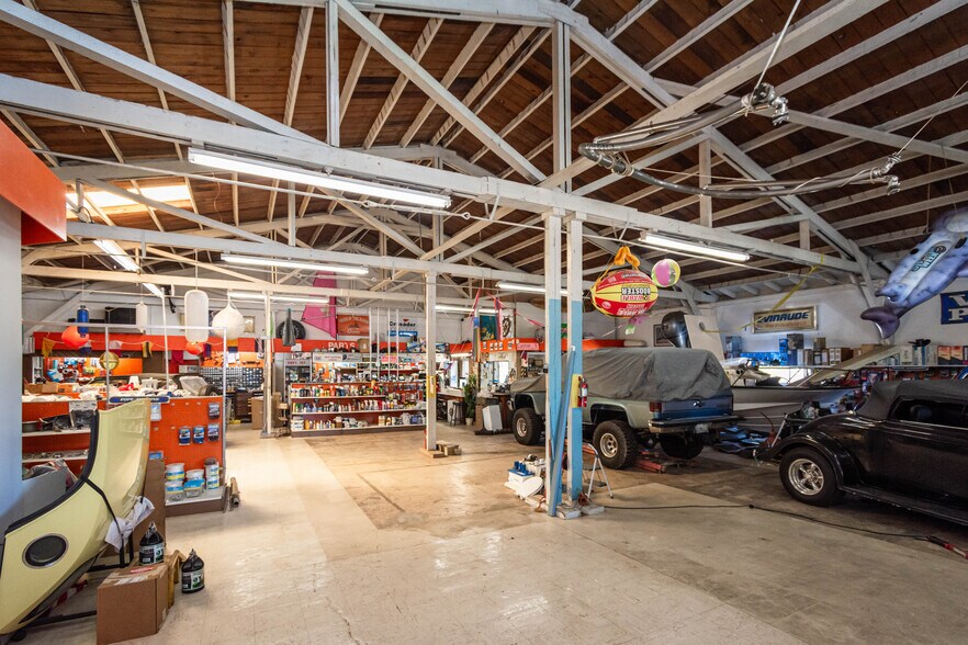 More Photos Of 14090 River Rd, Walnut Grove General Retail For Sale