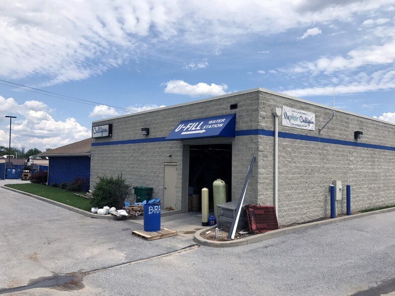 More Photos Of 6145 York Rd, New Oxford Freestanding For Lease