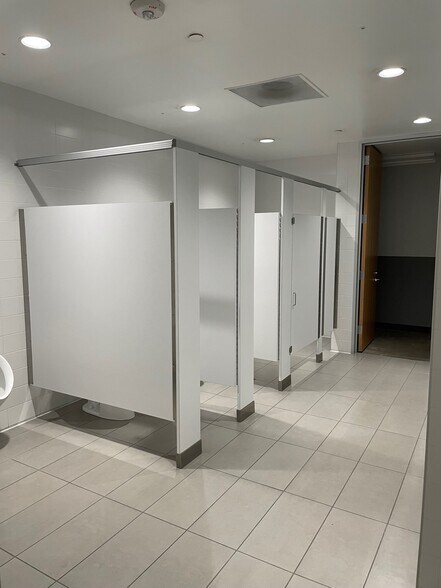 More Photos Of 2975 San Ysidro Way, Santa Clara Office For Lease