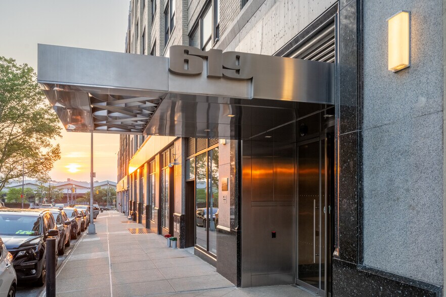 More Photos Of 619 W 54th St, New York Office For Lease