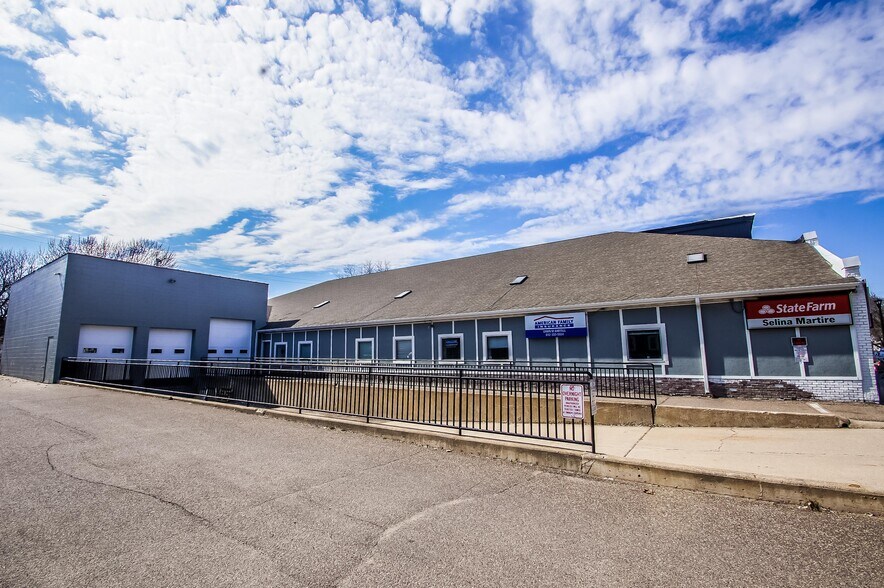 More Photos Of 4020 Minnehaha Ave, Minneapolis Office For Lease