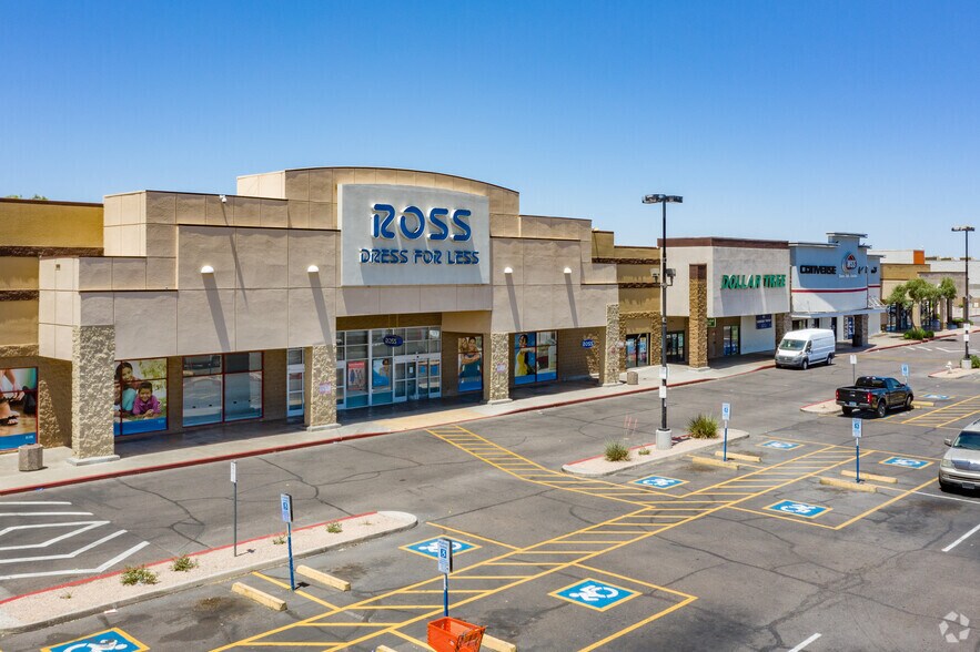 More Photos Of 2040 N 75th Ave, Phoenix Unknown For Lease