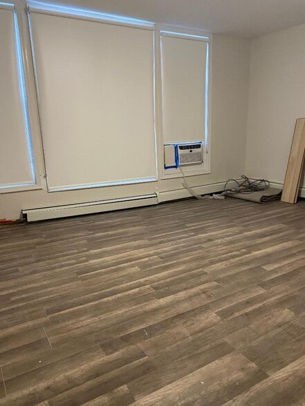 More Photos Of 240-242 N Broadway, Gloucester City Warehouse For Sale