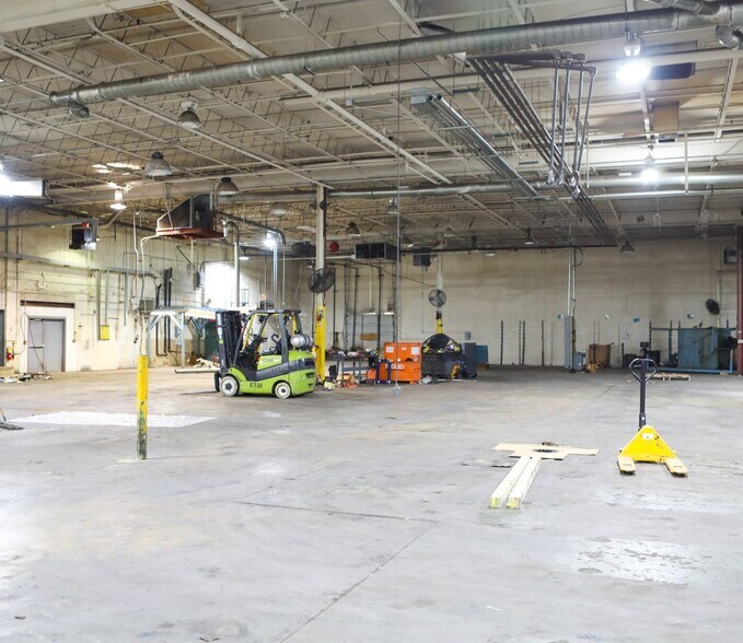 More Photos Of 3450 Browns Mill Rd SE, Atlanta Light Manufacturing For Sale