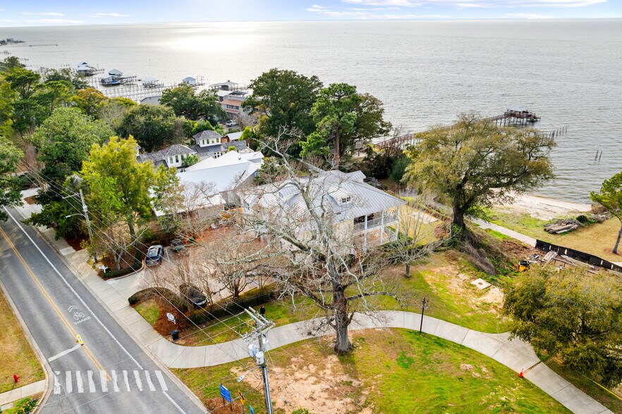 More Photos Of 202 S Mobile St, Fairhope Hospitality For Sale