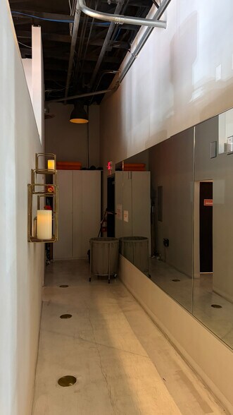 More Photos Of 10740 S Eastern Ave, Henderson Storefront For Lease