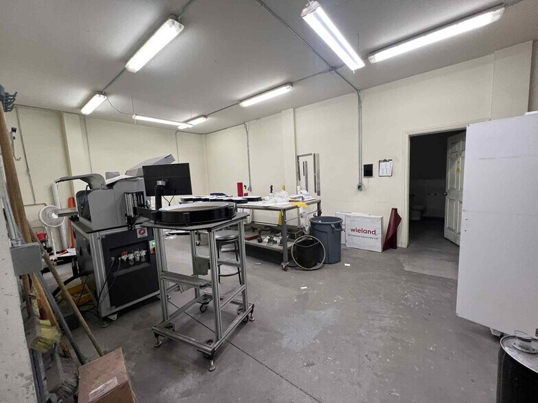 More Photos Of 1339 W 3300 S, Ogden Warehouse For Lease