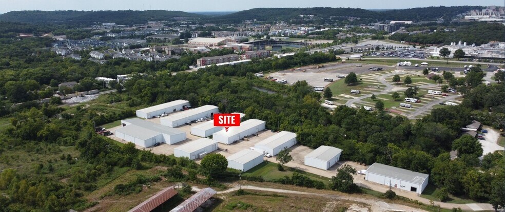 More Photos Of 1232 W Sunchase Ct, Fayetteville Warehouse For Lease