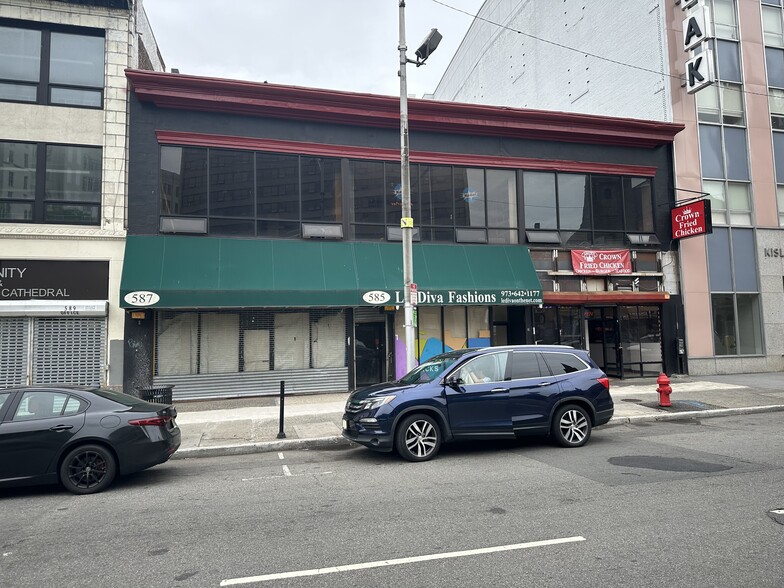 More Photos Of 583-587 Broad St, Newark Storefront Retail Office For Lease