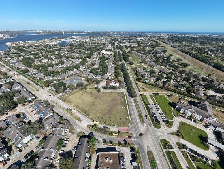 More Photos Of 2622 Marina Bay Dr, League City Medical For Lease