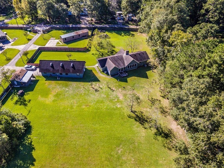 More Photos Of 24917 W Christine Dr, Splendora Manufactured Housing Mobile Home Park For Sale