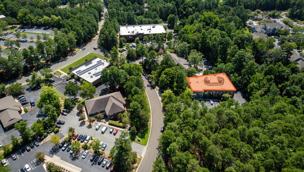 More Photos Of 141 Providence Rd, Chapel Hill Office Residential For Sale