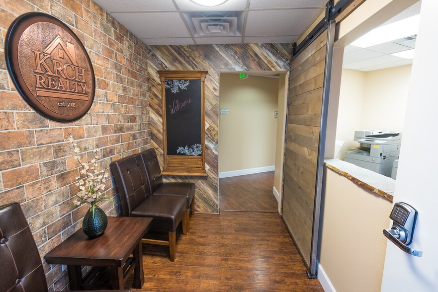 More Photos Of 5605 Riggins Ct, Reno Office For Sale