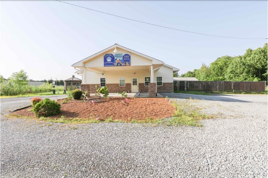 More Photos Of 4239 Hansen Rd, Paducah Specialty For Sale