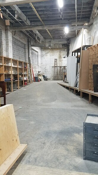 More Photos Of 3050 N Western Ave, Chicago Industrial For Lease