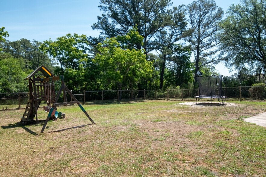More Photos Of 6120 New Jesup Hwy, Brunswick Apartments For Sale