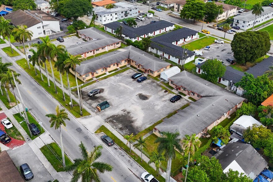 More Photos Of 1915 NW 28th St, Miami Apartments For Sale