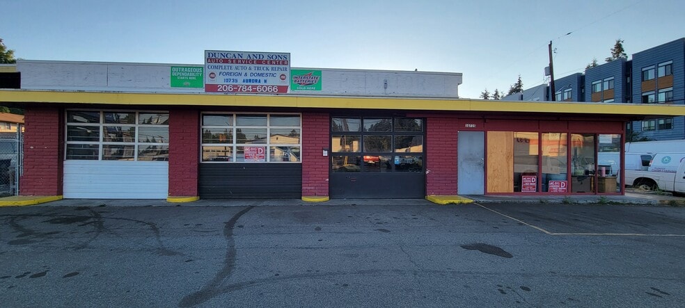 More Photos Of 10735 Aurora Ave N, Seattle Auto Repair For Sale