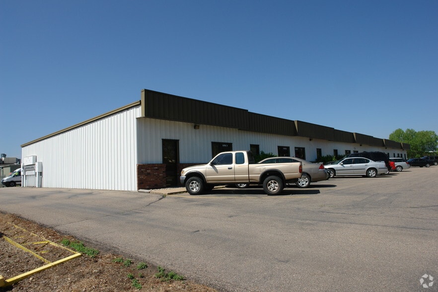 More Photos Of 204 N Link Ln, Fort Collins Flex For Lease