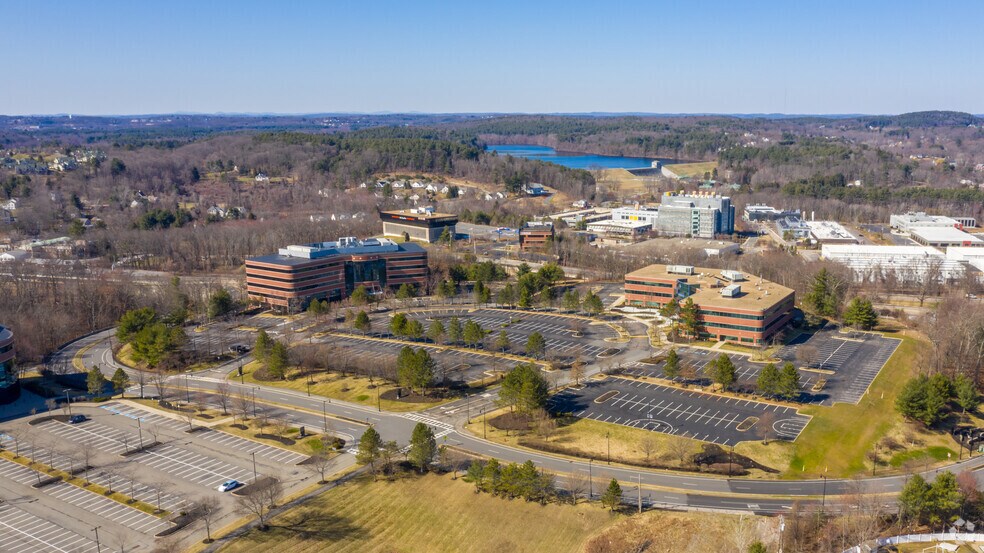 More Photos Of 200 Crossing Blvd, Framingham Office For Lease