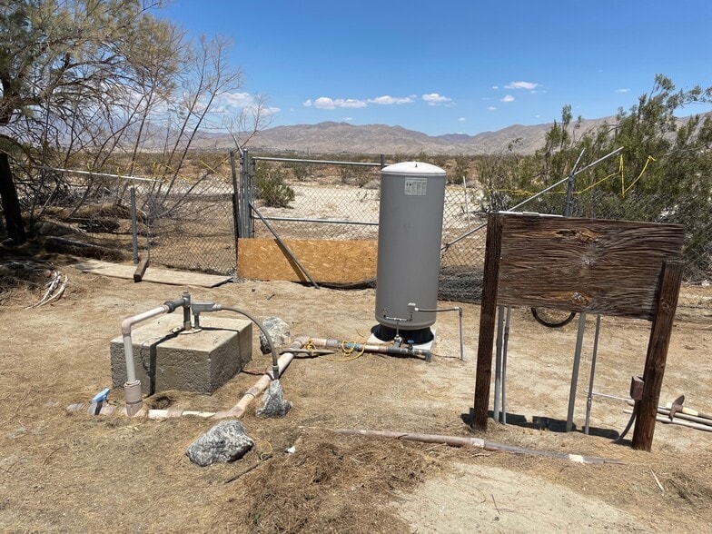 More Photos Of 19155 Corkill Rd, Desert Hot Springs Specialty For Sale