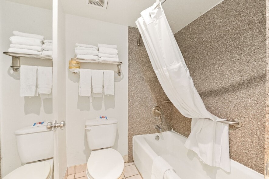 More Photos Of 2156 E Colorado Blvd, Pasadena Hotel For Sale