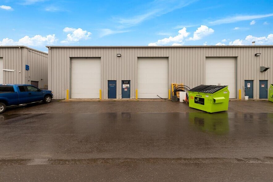 More Photos Of 380 Mackenzie Blvd, Fort McMurray Warehouse For Lease