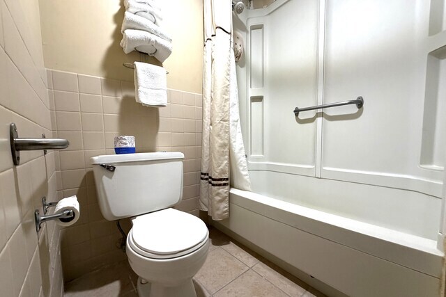 More Photos Of 606 E Lincoln Blvd, Hesston Hotel For Sale