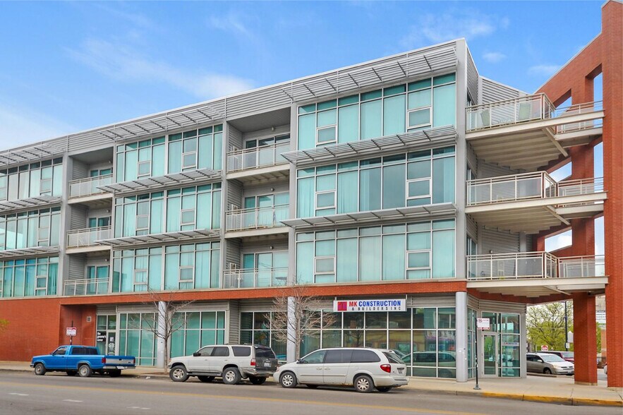 More Photos Of 2000 N Milwaukee Ave, Chicago Apartments For Lease