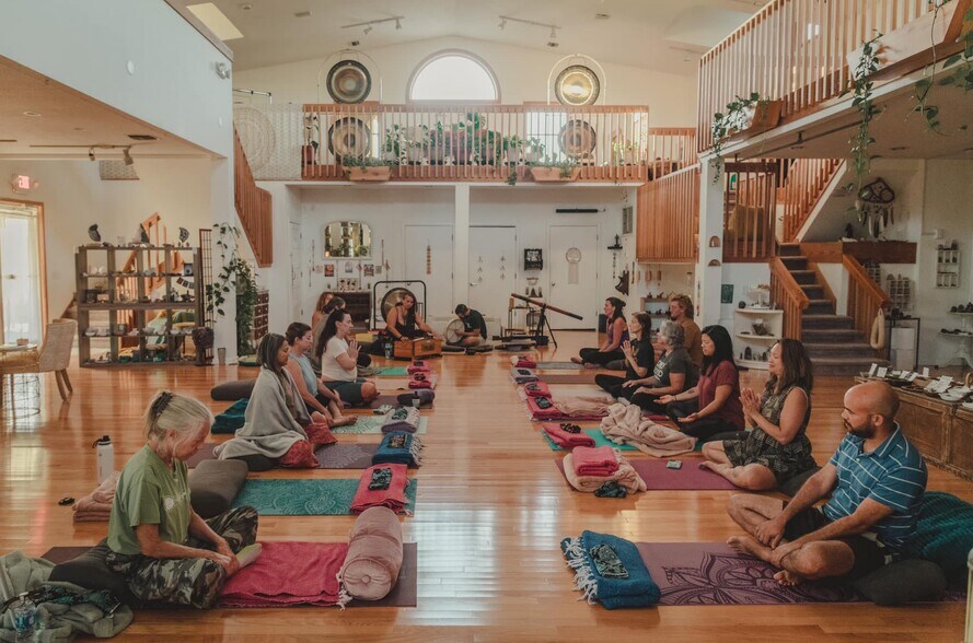 More Photos Of 1209 S Croatan Hwy, Kill Devil Hills Storefront For Sale