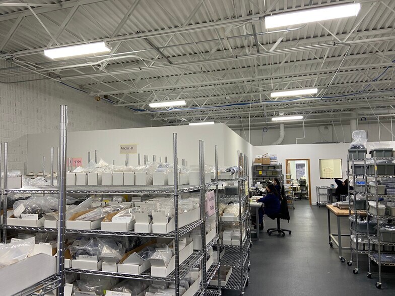 More Photos Of 7251-7281 Commerce Cir E, Fridley Warehouse For Lease