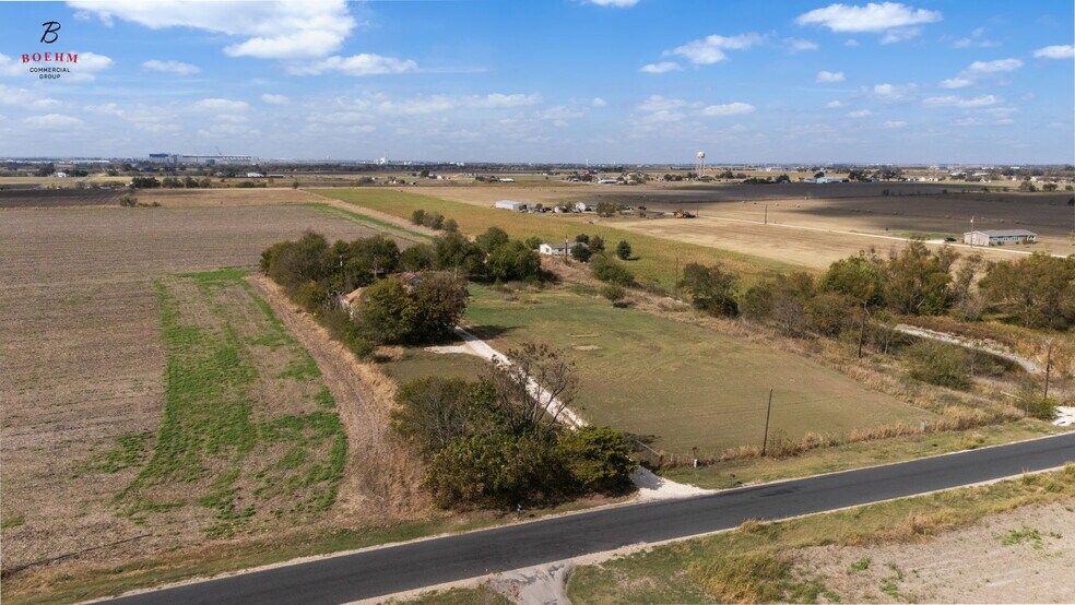 More Photos Of 1050 CR 406, Taylor Land For Sale