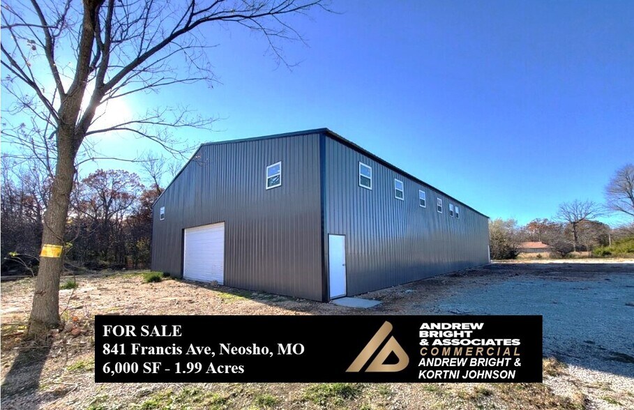 Primary Photo Of 841 Frances Ave, Neosho Flex For Sale
