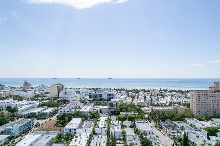 More Photos Of 930 Washington Ave, Miami Beach Office For Sale