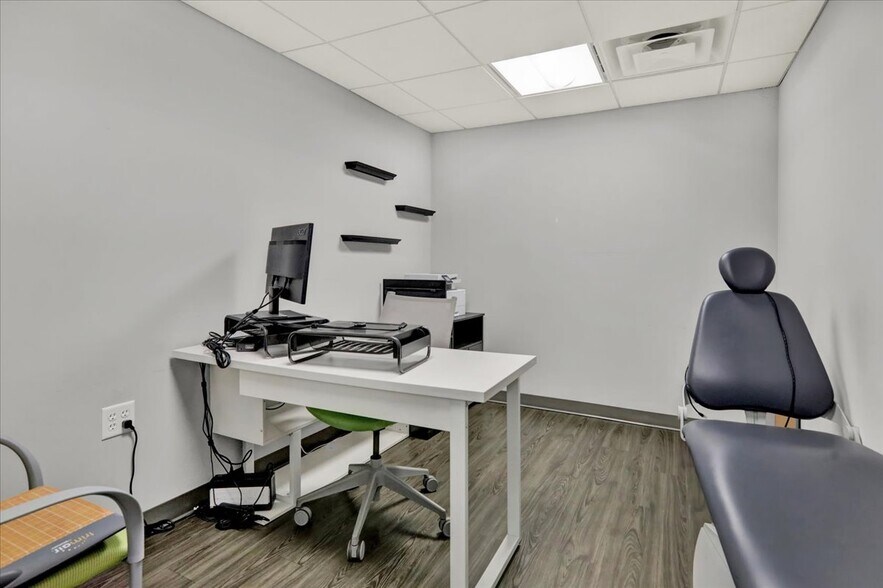 More Photos Of 2228 State Hill Rd, Reading Medical For Lease