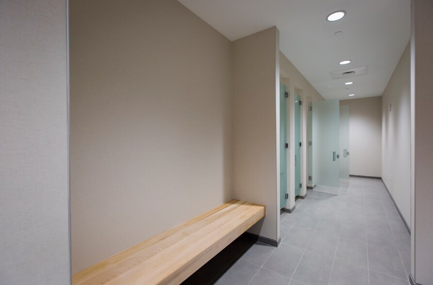 More Photos Of 1175 Peachtree St NE, Atlanta Unknown For Lease