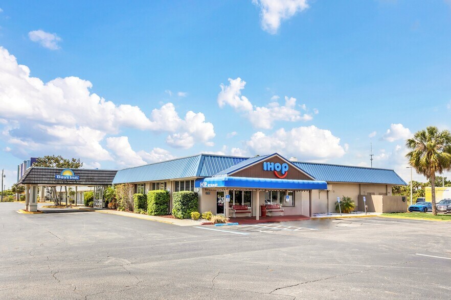 More Photos Of 3755 Cheney Hwy, Titusville Hotel For Sale