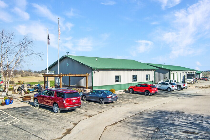 More Photos Of 2416 Spring Rose Rd, Verona Loft Creative Space For Sale