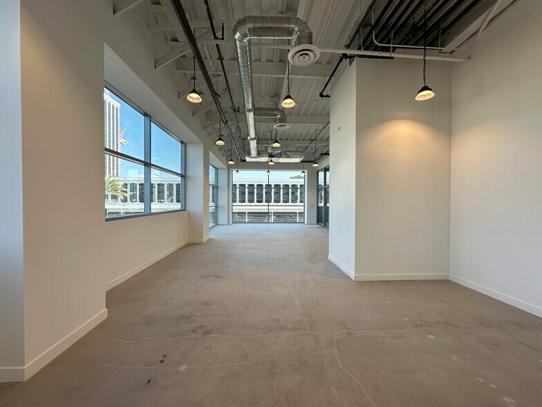 More Photos Of 4625-4635 Admiralty Way, Marina Del Rey Unknown For Lease