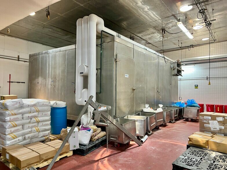 More Photos Of 1641 N 8th St, Colton Food Processing For Sale