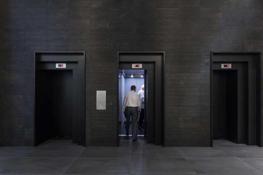 More Photos Of 135 W 36th St, New York Office For Lease