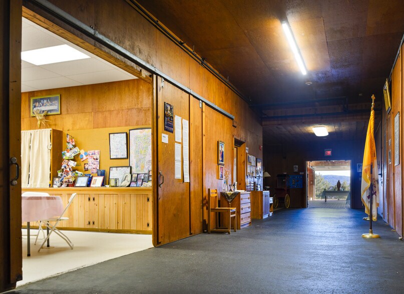 More Photos Of 35 Fawn Ledge Ln, Jamaica Religious Facility For Sale