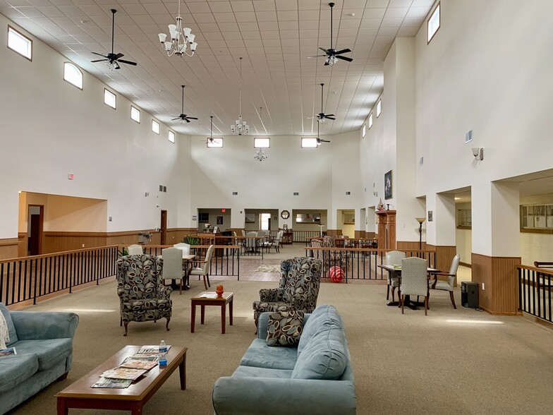 More Photos Of 110 Harvard St, Momence Assisted Living For Sale