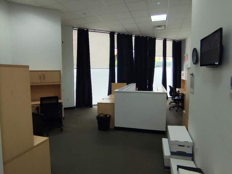 More Photos Of 1307 Southern Blvd, Bronx Medical For Lease