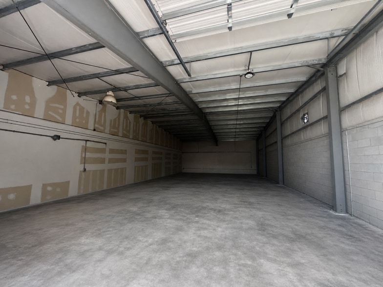 More Photos Of 3792 Ladson Rd, Ladson Light Distribution For Lease