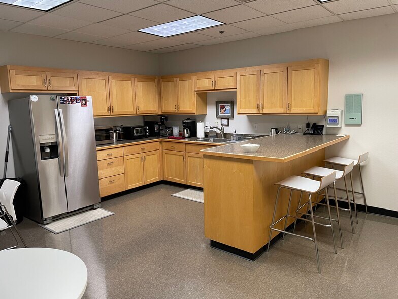 More Photos Of 1101 Pacific Ave, Santa Cruz Office For Lease