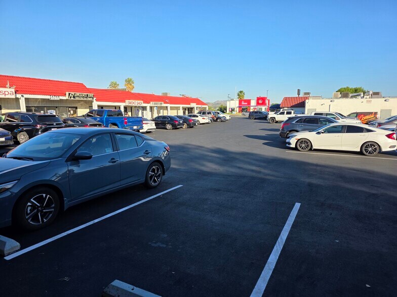 More Photos Of 31705-31731 Riverside Dr, Lake Elsinore Unknown For Lease