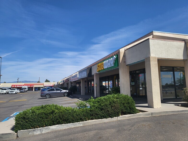 More Photos Of 640 Coors Blvd NW, Albuquerque Restaurant For Lease