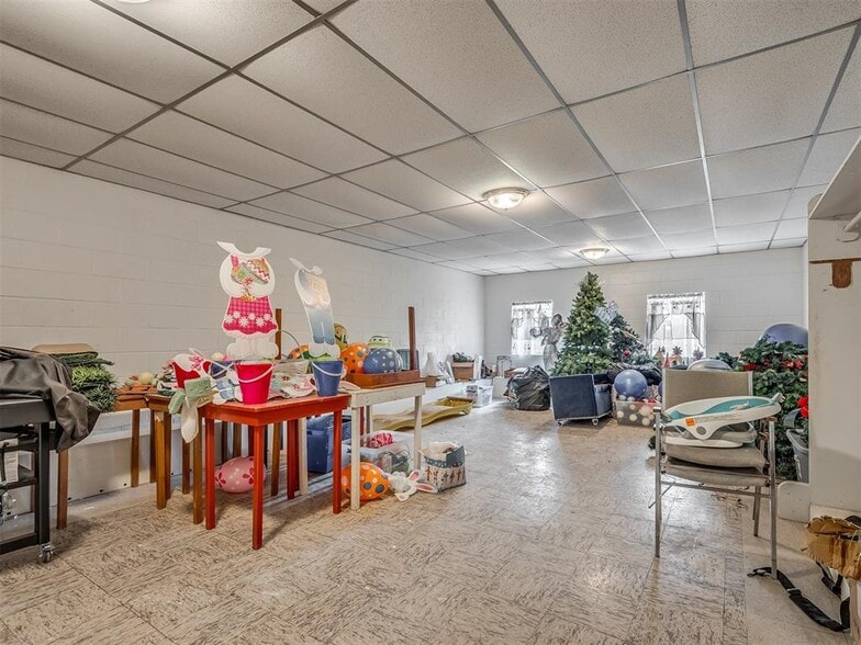 More Photos Of 2000 N Spencer Rd, Oklahoma City Religious Facility For Sale