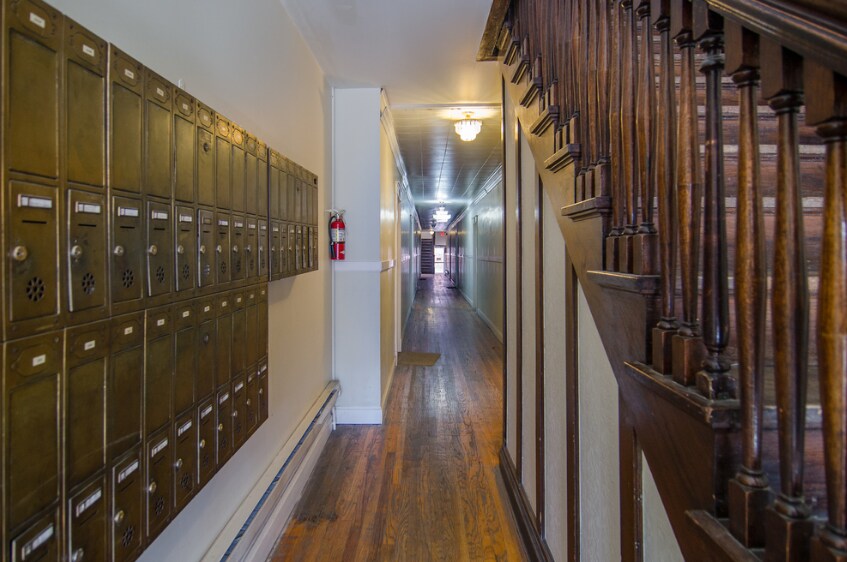More Photos Of 210 N 8th St, Saint Joseph Apartments For Sale